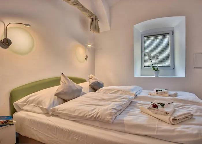 Pod Velbi Apartamento